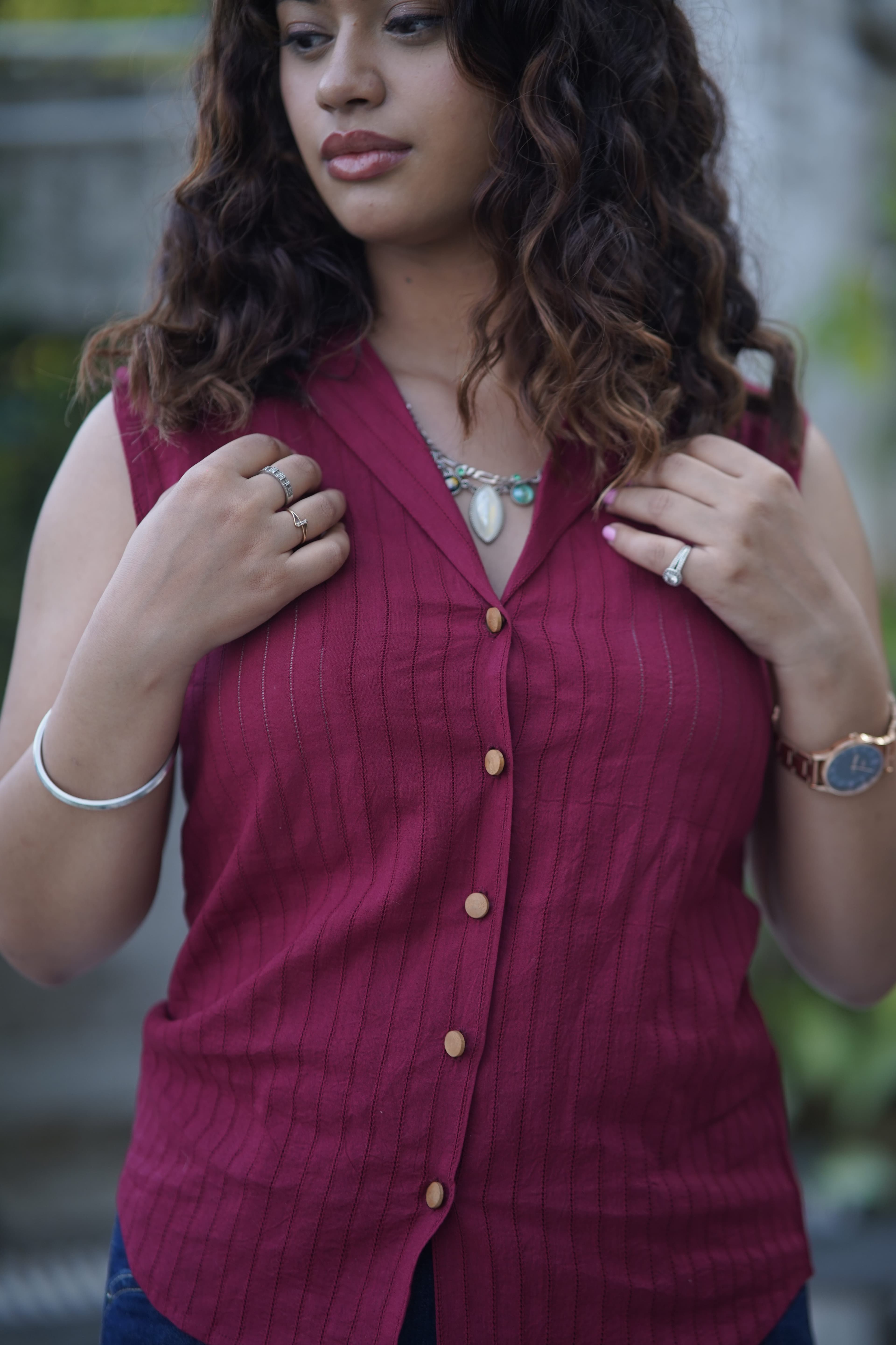 Cotton sleeveless shirt